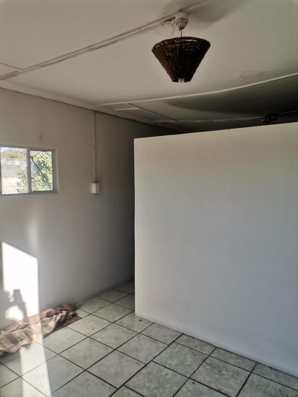 2 Bedroom Property for Sale in Albertinia Western Cape